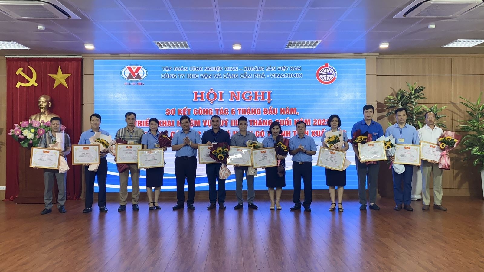 Công ty Kho vận Cẩm phả: “Không ngủ quên trên chiến thắng”