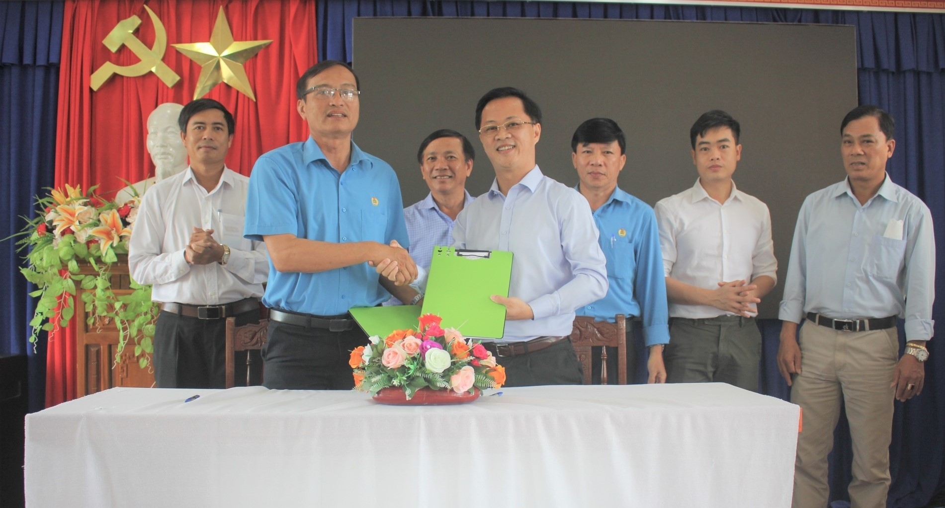 Hội nghị Ban Chấp hành LĐLĐ tỉnh Quảng Nam lần thứ 9, khóa XVI (nhiệm kỳ 2018-2023) Hội nghị Ban Chấp hành LĐLĐ tỉnh Quảng Nam lần thứ 9, khóa XVI (nhiệm kỳ 2018-2023)