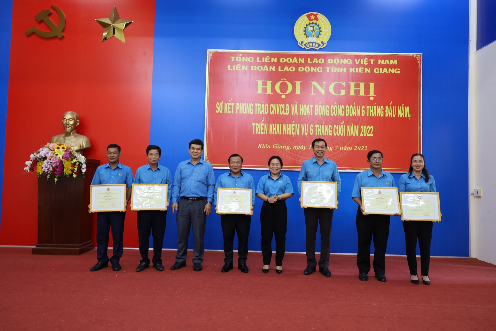 Công đoàn Kiên Giang: Giúp đoàn viên, NLĐ vượt qua khó khăn