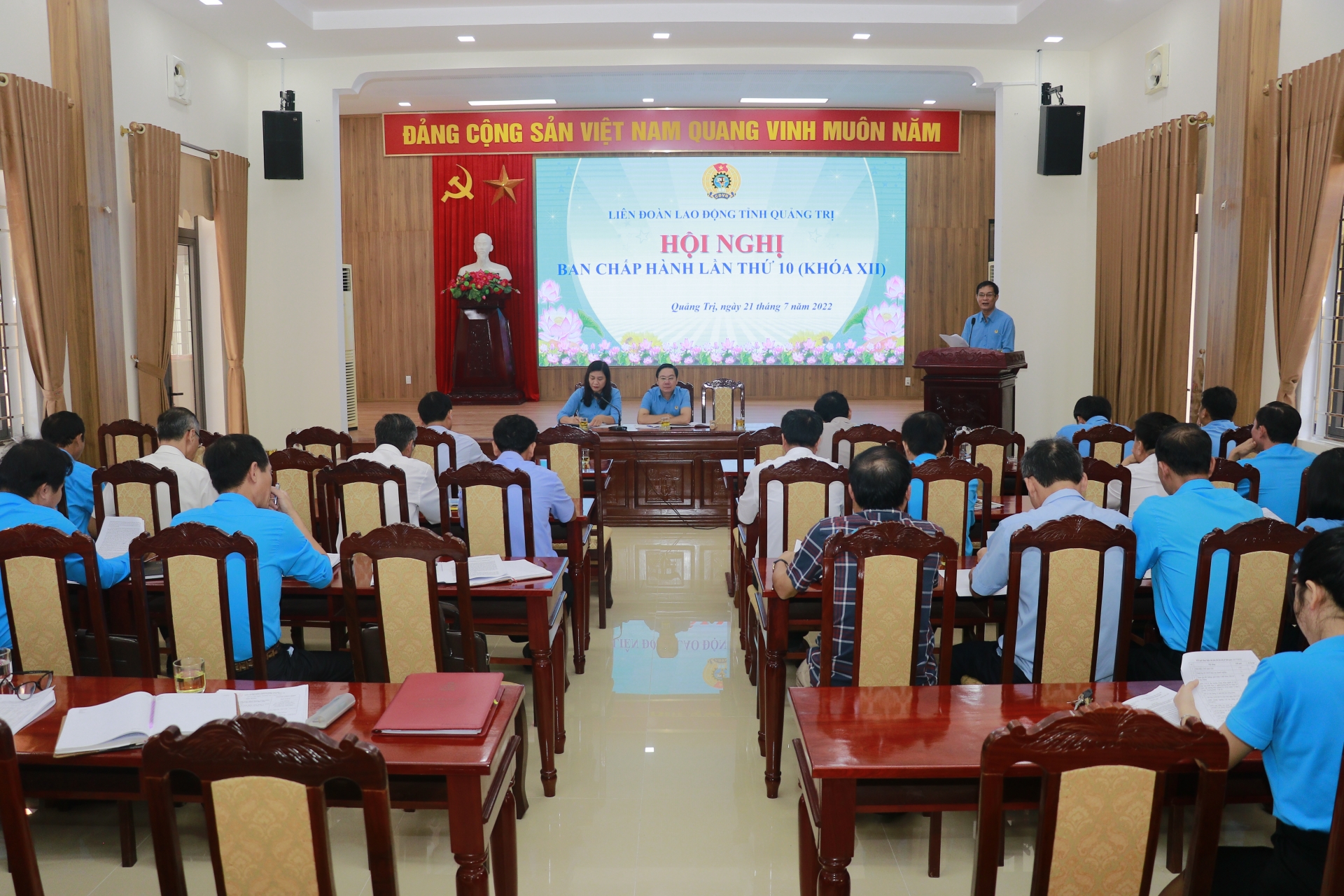 Phấn đấu hoàn thành sớm các chỉ tiêu Đại hội Công đoàn tỉnh Quảng Trị lần thứ XII Phấn đấu hoàn thành sớm các chỉ tiêu Đại hội Công đoàn tỉnh Quảng Trị lần thứ XII