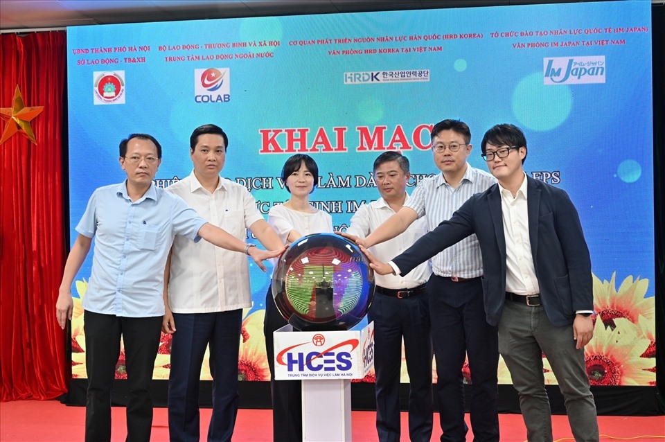 Gần 11 nghìn vị trí việc làm trống Gần 11 nghìn vị trí việc làm trống