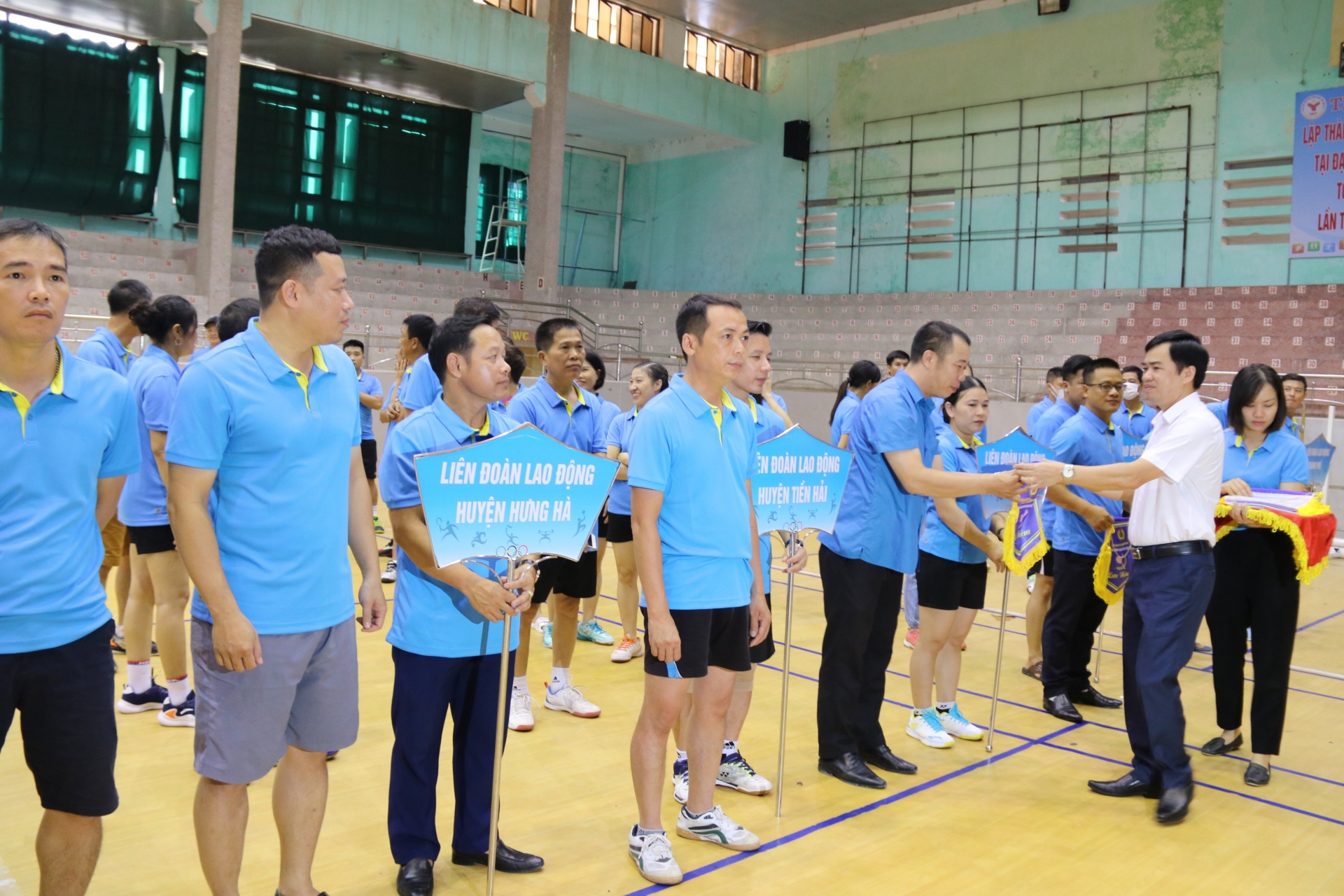 Thái Bình: Sôi nổi Giải Cầu lông công nhân, viên chức, lao động Thái Bình: Sôi nổi Giải Cầu lông công nhân, viên chức, lao động