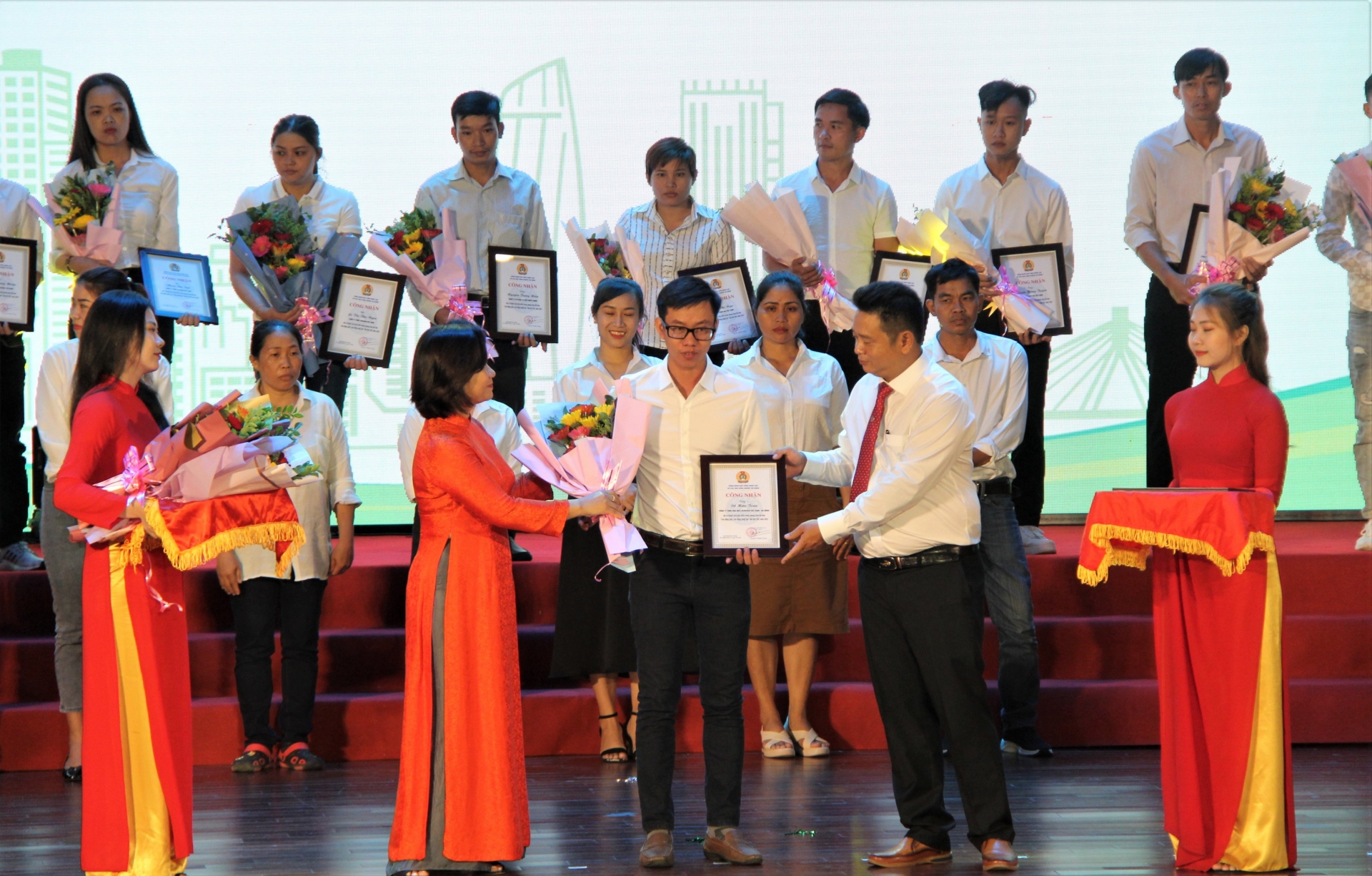 Công đoàn KCNC&CKCN Đà Nẵng kỷ niệm 20 năm thành lập Công đoàn KCNC&CKCN Đà Nẵng kỷ niệm 20 năm thành lập