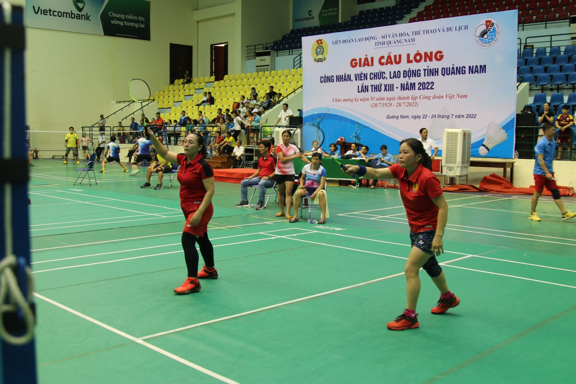 Tổ chức giải cầu lông CNVCLĐ chào mừng 93 năm Ngày thành lập Công đoàn Việt Nam Tổ chức giải cầu lông CNVCLĐ chào mừng 93 năm Ngày thành lập Công đoàn Việt Nam