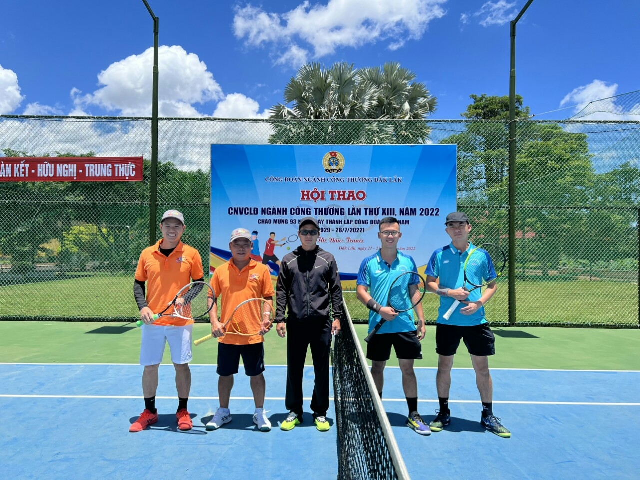 Hội thao CNVCLĐ ngành Công Thương tỉnh Đắk Lắk: sôi động và bổ ích Hội thao CNVCLĐ ngành Công Thương tỉnh Đắk Lắk: sôi động và bổ ích