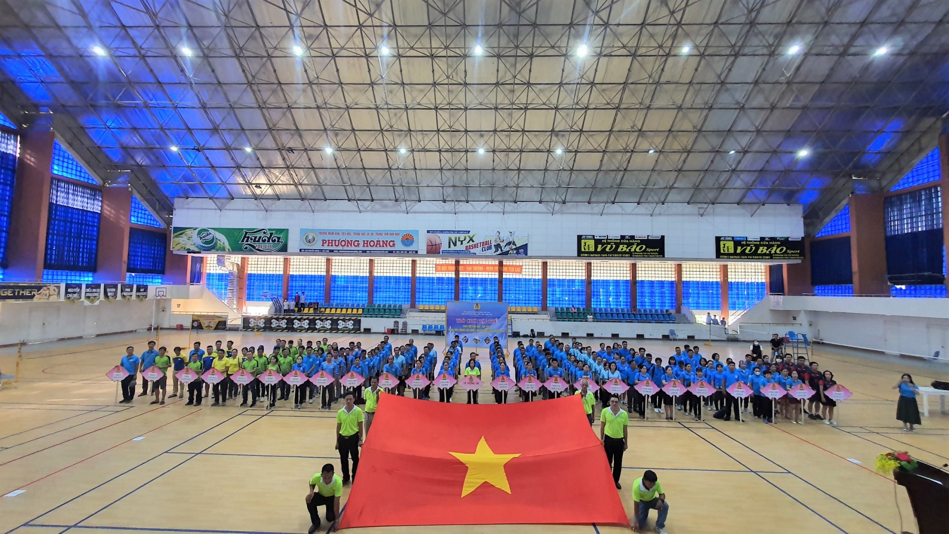 Gần 1.000 VĐV tham dự Ngày hội văn - hoá thể thao đoàn viên, NLĐ Gần 1.000 VĐV tham dự Ngày hội văn - hoá thể thao đoàn viên, NLĐ