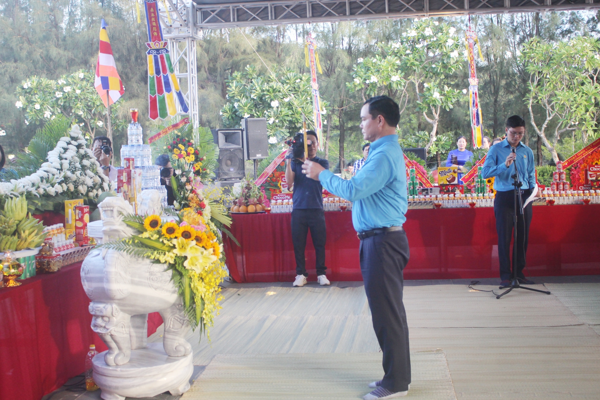 Tổng LĐLĐ Việt Nam tưởng niệm, tri ân 64 liệt sĩ Gạc Ma Tổng LĐLĐ Việt Nam tưởng niệm, tri ân 64 liệt sĩ Gạc Ma