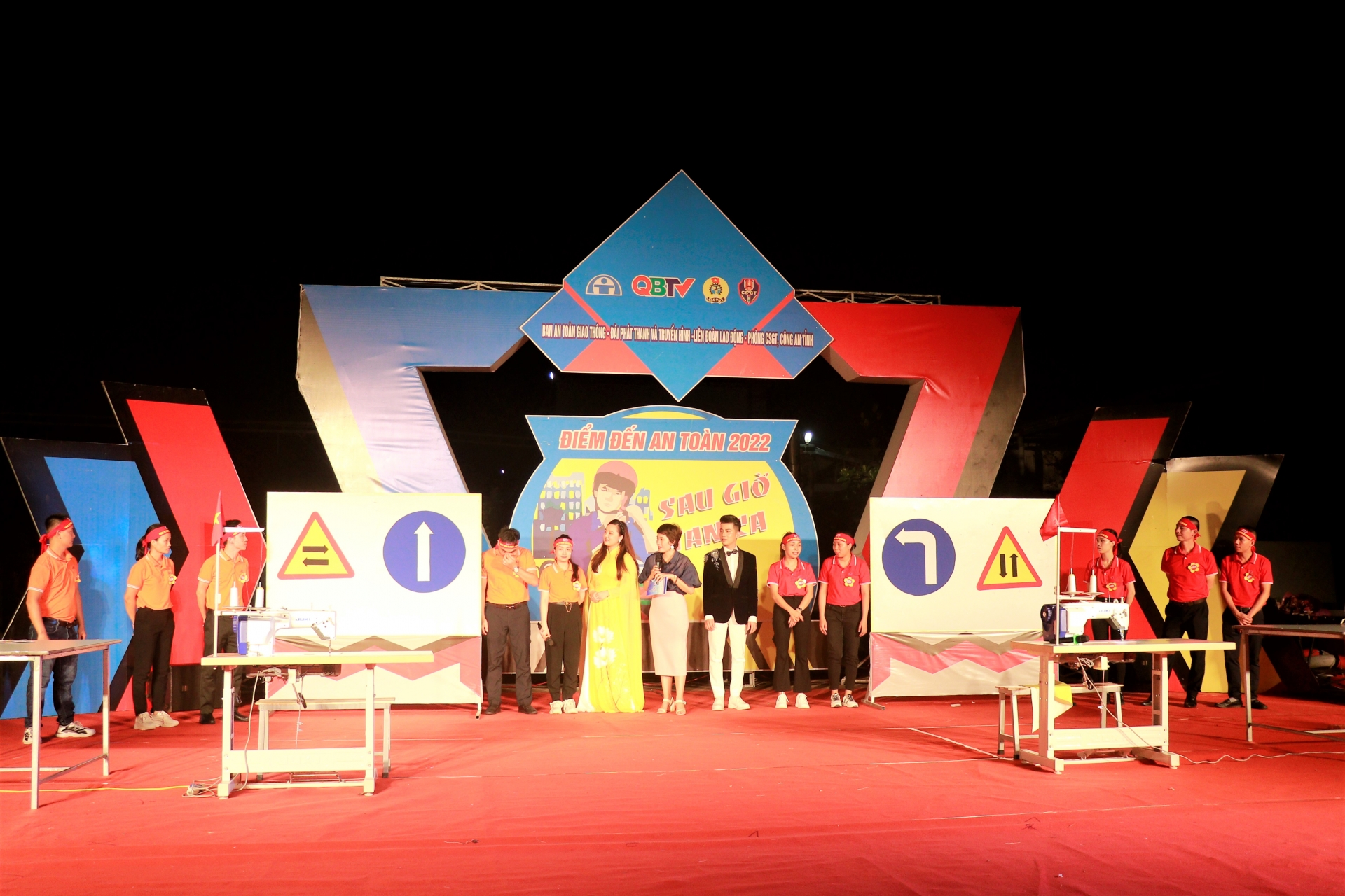 Quảng Bình: Cuộc thi Điểm đến an toàn diễn ra sôi động, bổ ích cho người lao động Quảng Bình: Cuộc thi Điểm đến an toàn diễn ra sôi động, bổ ích cho người lao động