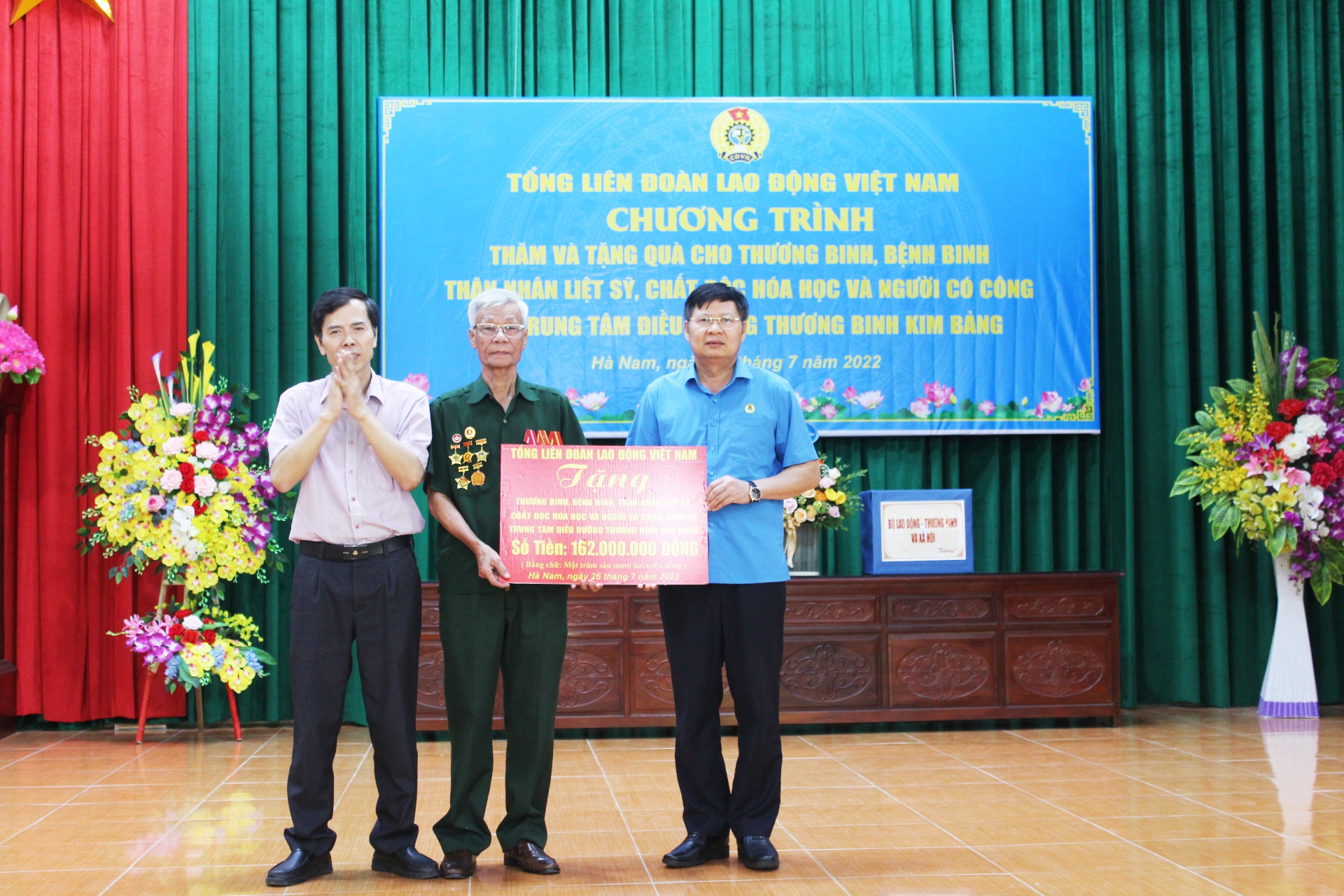 Tổ chức Công đoàn biết ơn sâu sắc và thành kính tri ân người có công với đất nước