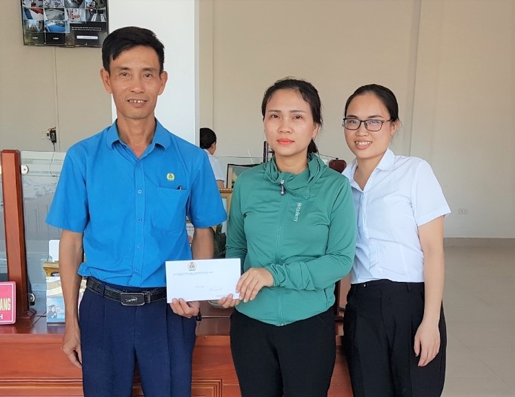 Công đoàn huyện Hương Sơn tổ chức nhiều hoạt động ý nghĩa trong tháng 7 Công đoàn huyện Hương Sơn: Nhiều hoạt động ý nghĩa trong tháng 7