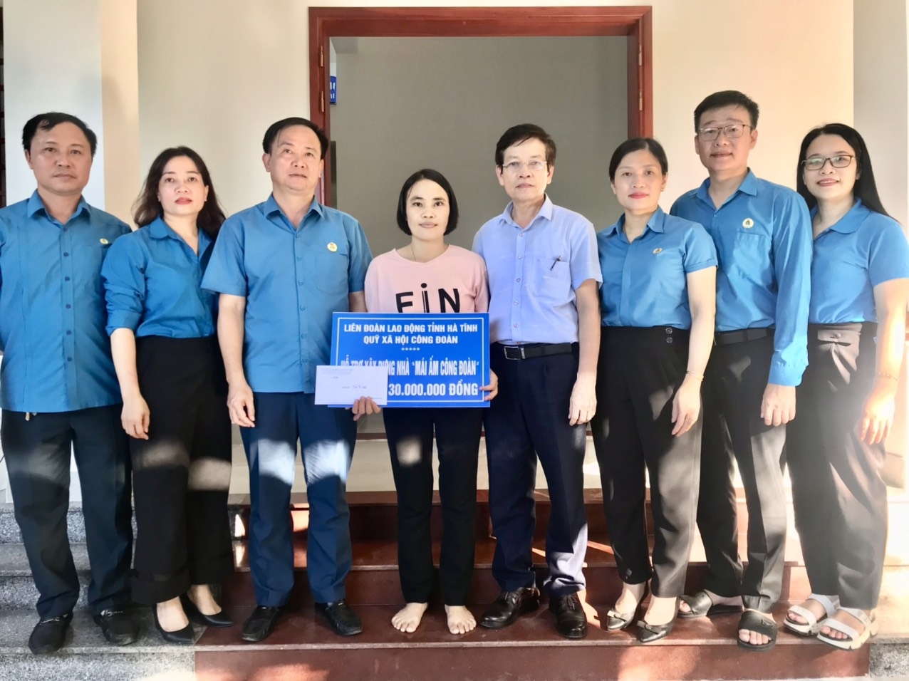 LĐLĐ tỉnh Hà Tĩnh trao hỗ trợ 5 nhà “Mái ấm Công đoàn” cho đoàn viên LĐLĐ tỉnh Hà Tĩnh trao hỗ trợ 5 nhà “Mái ấm Công đoàn” cho đoàn viên