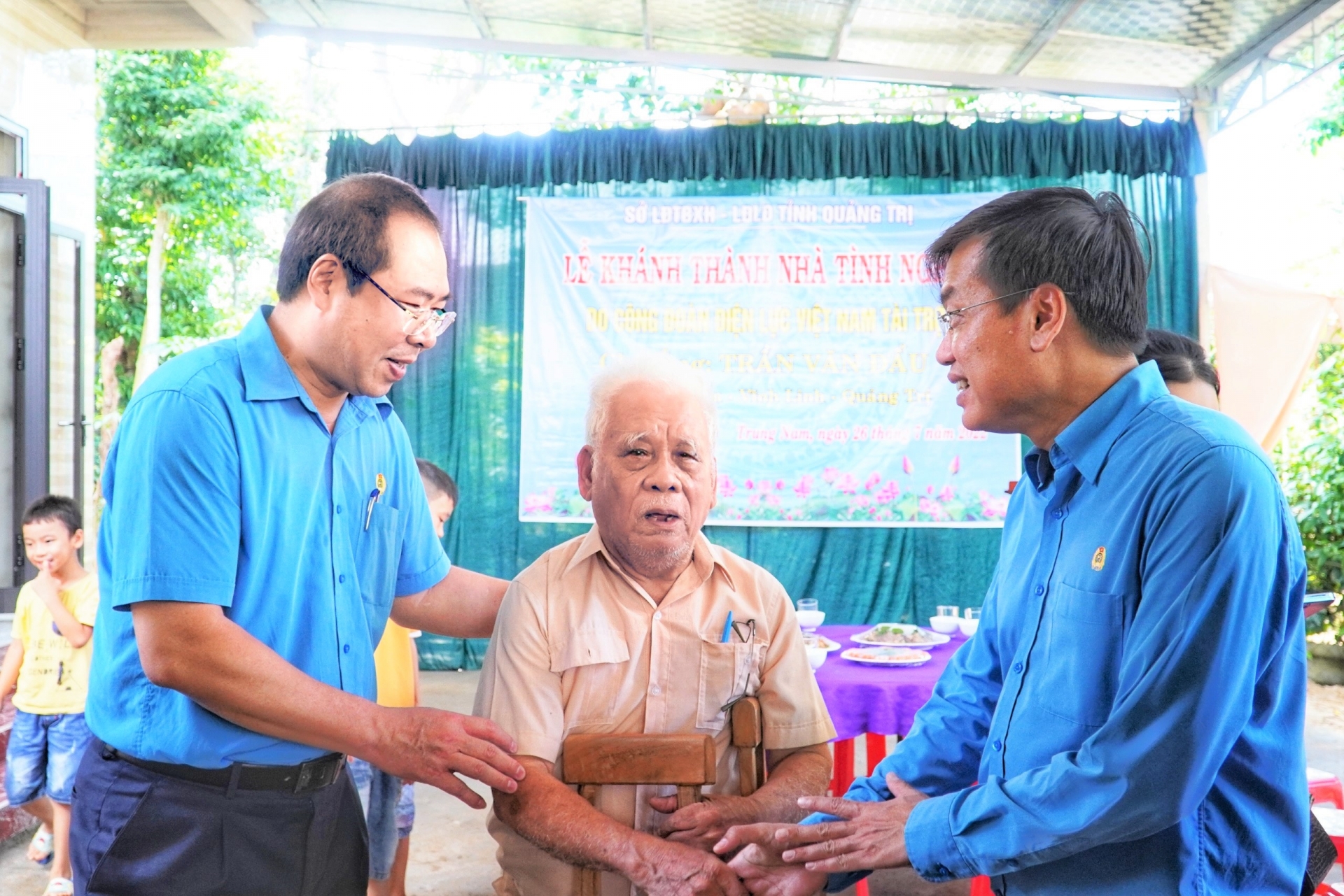 Công đoàn EVN tặng nhà tình nghĩa cho thương binh tại Quảng Trị