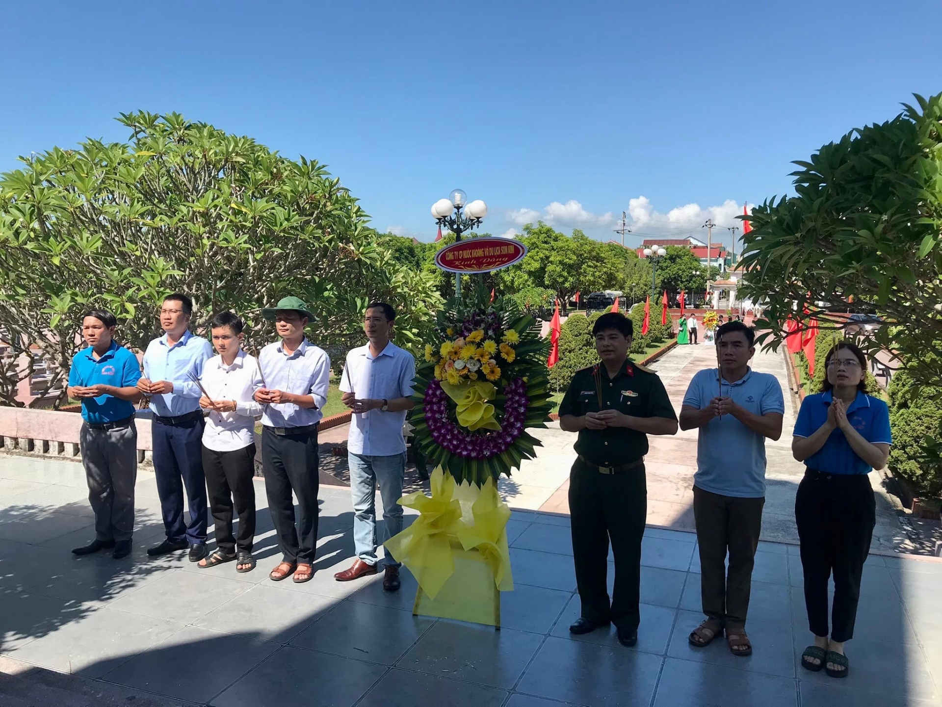 Công đoàn ngành Công thương Hà Tĩnh: Nhiều hoạt động tri ân thương binh, liệt sĩ Công đoàn ngành Công thương Hà Tĩnh: Nhiều hoạt động tri ân thương binh, liệt sĩ