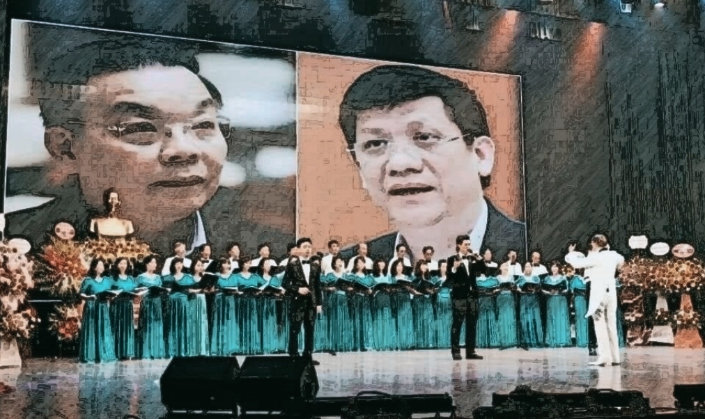 undefined Những hình ảnh minh họa gây bức xúc dư luận