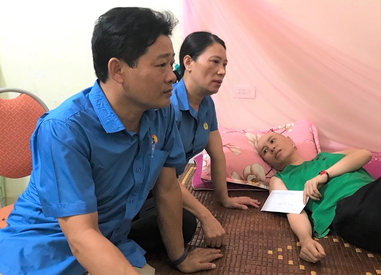 Quỹ Xã hội Công đoàn kịp thời giúp đỡ đoàn viên có hoàn cảnh khó khăn