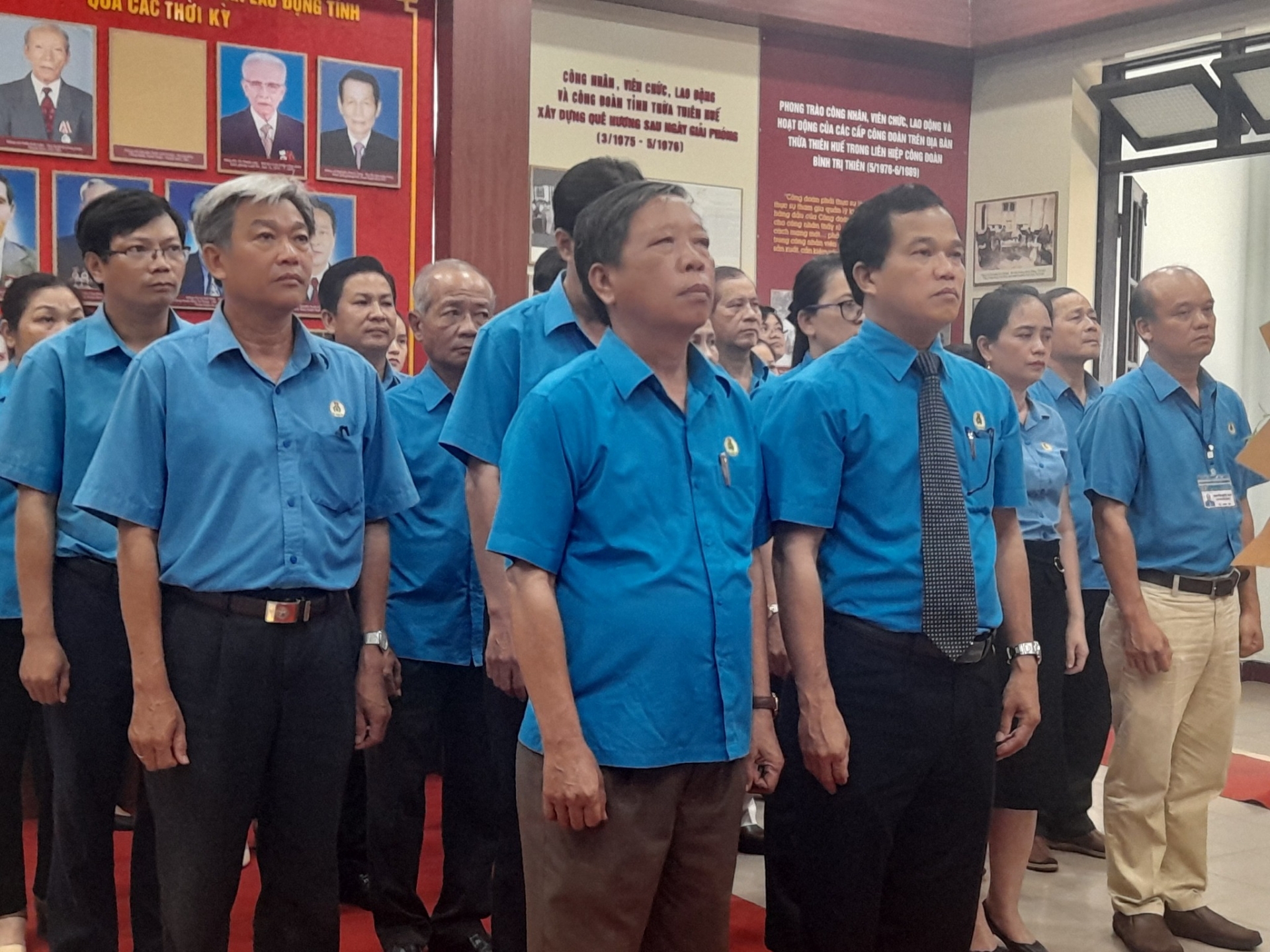 LĐLĐ Thừa Thiên Huế dâng hương tưởng niệm đồng chí Nguyễn Đức Cảnh LĐLĐ Thừa Thiên Huế dâng hương đồng chí Nguyễn Đức Cảnh