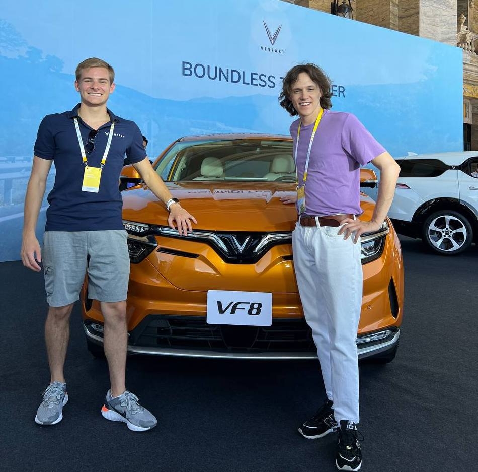 Khách hàng thế giới “nể” chiến lược tiếp thị “Thấy là Tin” của VinFast