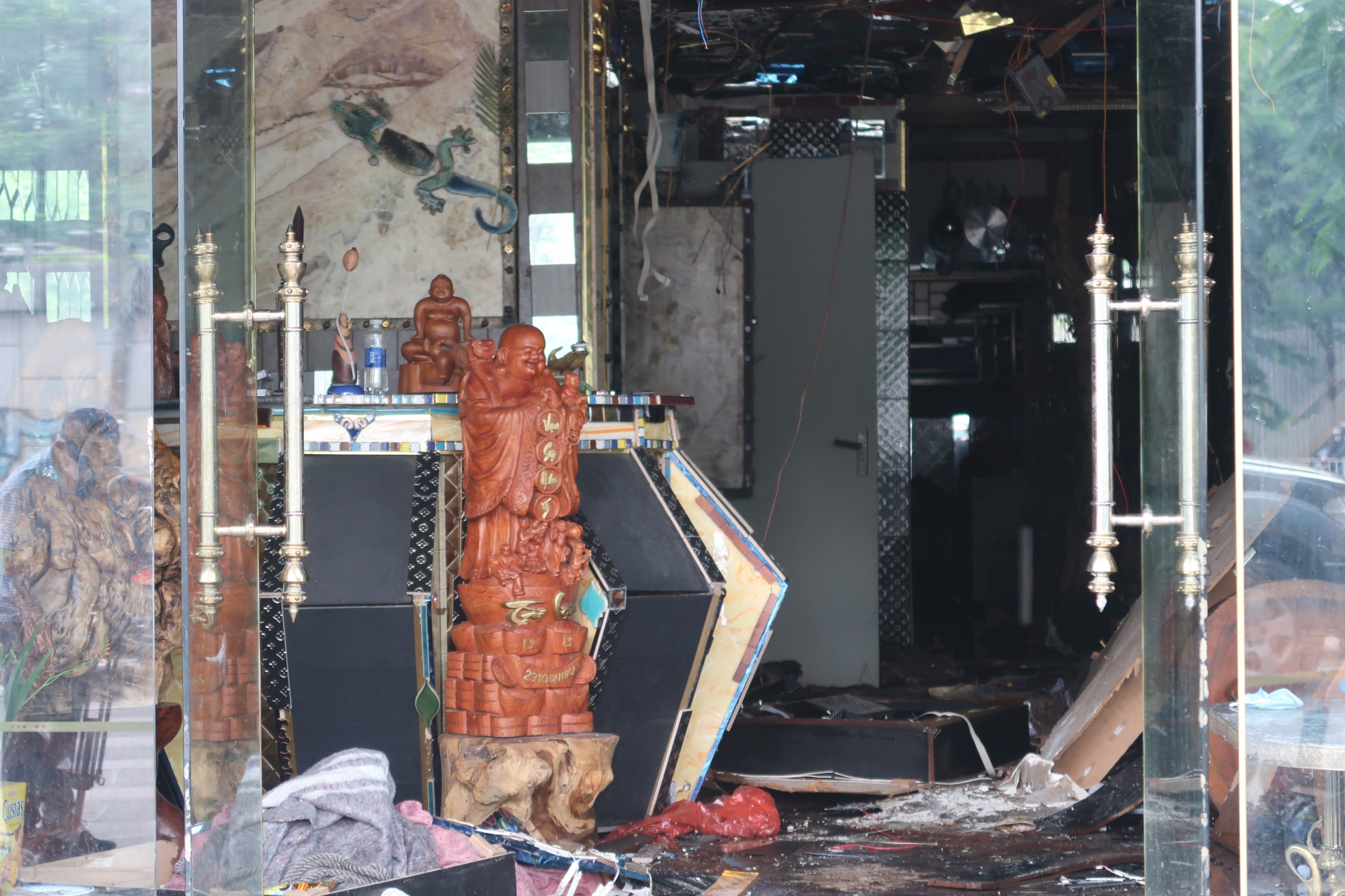 Vụ cháy ở Quan Hoa: Đồng đội kể lại giây phút 3 chiến sĩ hy sinh khi cứu người Vụ cháy ở Quan Hoa: Đồng đội kể lại giây phút 3 chiến sĩ hy sinh khi cứu người