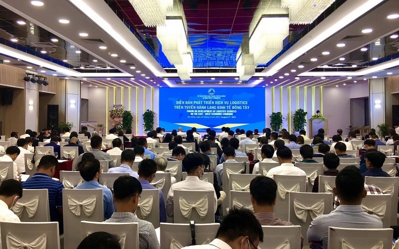 Phát triển dịch vụ logistics trên tuyến hành lang kinh tế Đông Tây Phát triển dịch vụ logistics trên tuyến hành lang kinh tế Đông Tây