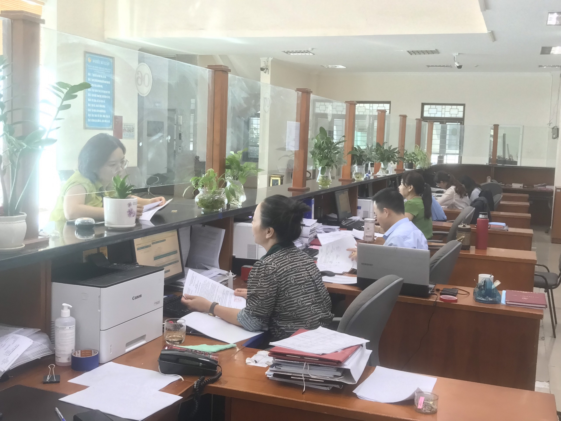 Lai Châu: Những chuyển biến mạnh mẽ từ phong trào thi đua thực hiện văn hóa công sở Chuyển biến mạnh mẽ từ phong trào thi đua thực hiện văn hóa công sở
