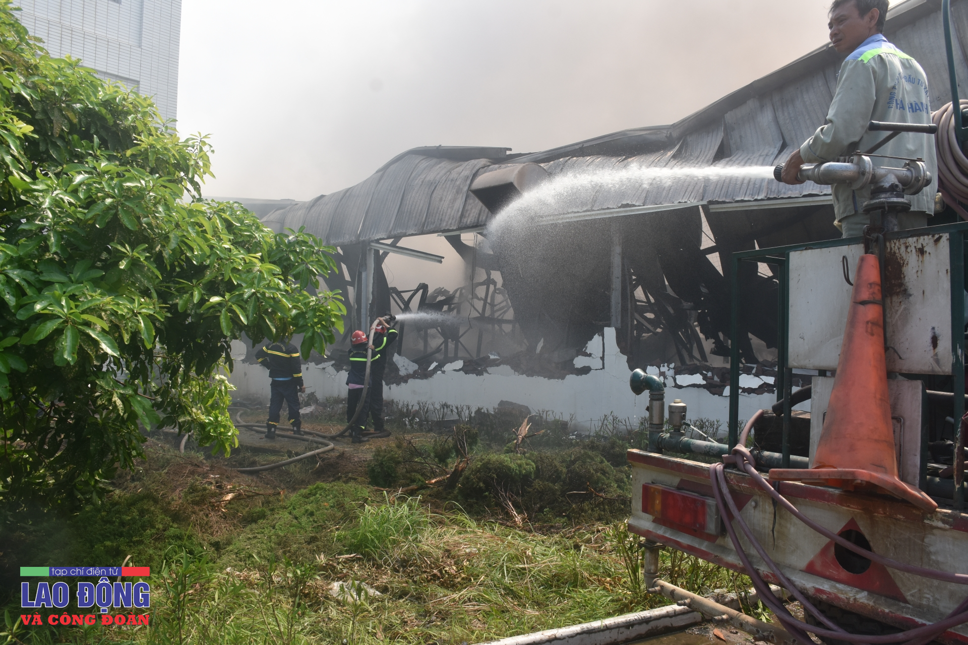 Cháy lớn tại Công ty TNHH Milestone - KCN Quang Minh Hà Nội: Đám cháy đã được kiểm soát Cháy lớn tại Công ty TNHH Milestone - KCN Quang Minh Hà Nội: Đám cháy đã được kiểm soát