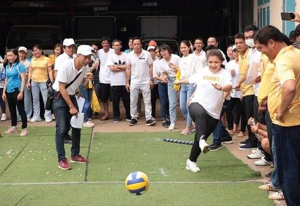 Bài cuối. Phát triển đoàn viên, công đoàn cơ sở ngoài khu vực Nhà nước: Khó ở đâu, gỡ ở đó Bài cuối. Phát triển đoàn viên, công đoàn cơ sở ngoài khu vực Nhà nước: Khó ở đâu, gỡ ở đó