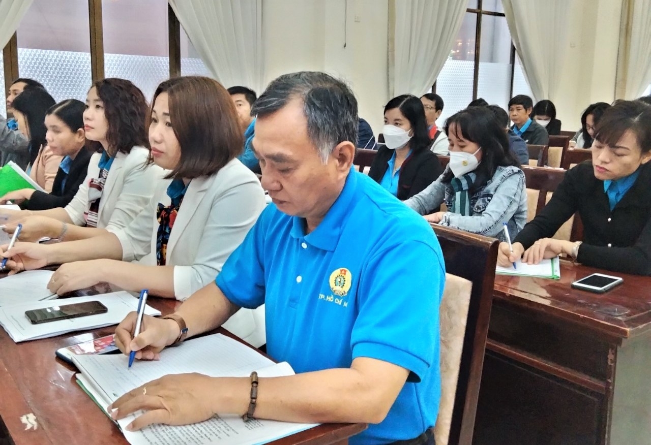 Tổng LĐLĐ Việt Nam tập huấn nghiệp vụ công tác văn phòng