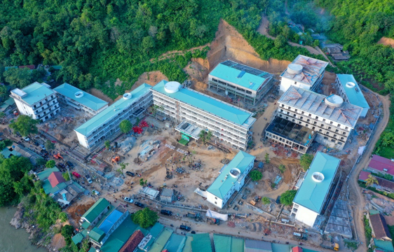 Trường THPT Kỳ Sơn: Niềm vui lớn trước thềm năm học mới Trường THPT Kỳ Sơn: Niềm vui lớn trước thềm năm học mới