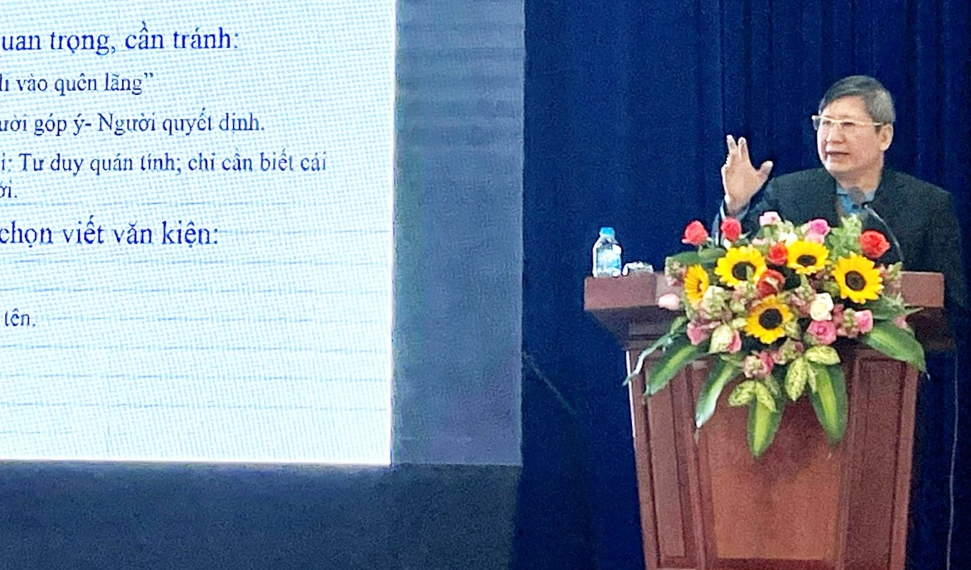 Tổng LĐLĐ Việt Nam tập huấn nghiệp vụ công tác văn phòng