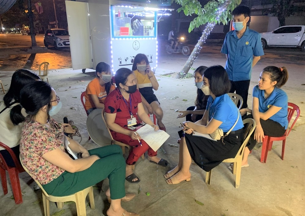 Nghệ An đã cấp 1,555 tỷ đồng hỗ trợ cho 1.057 lao động thuê nhà trọ Nghệ An đã cấp 1,555 tỷ đồng hỗ trợ cho 1.057 lao động thuê nhà trọ