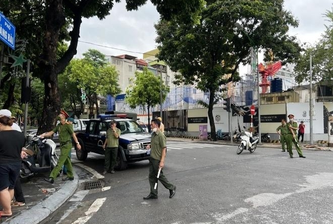 undefined Chiếc phao nào cho những phút đuối lòng?