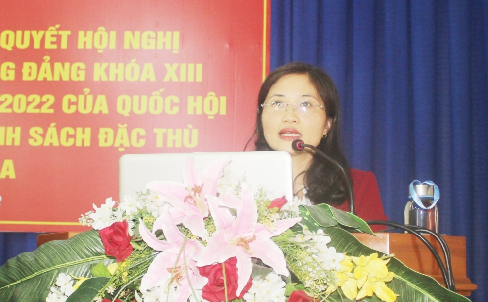 Cán bộ công đoàn tỉnh Khánh Hòa tích cực đưa các Nghị quyết vào cuộc sống