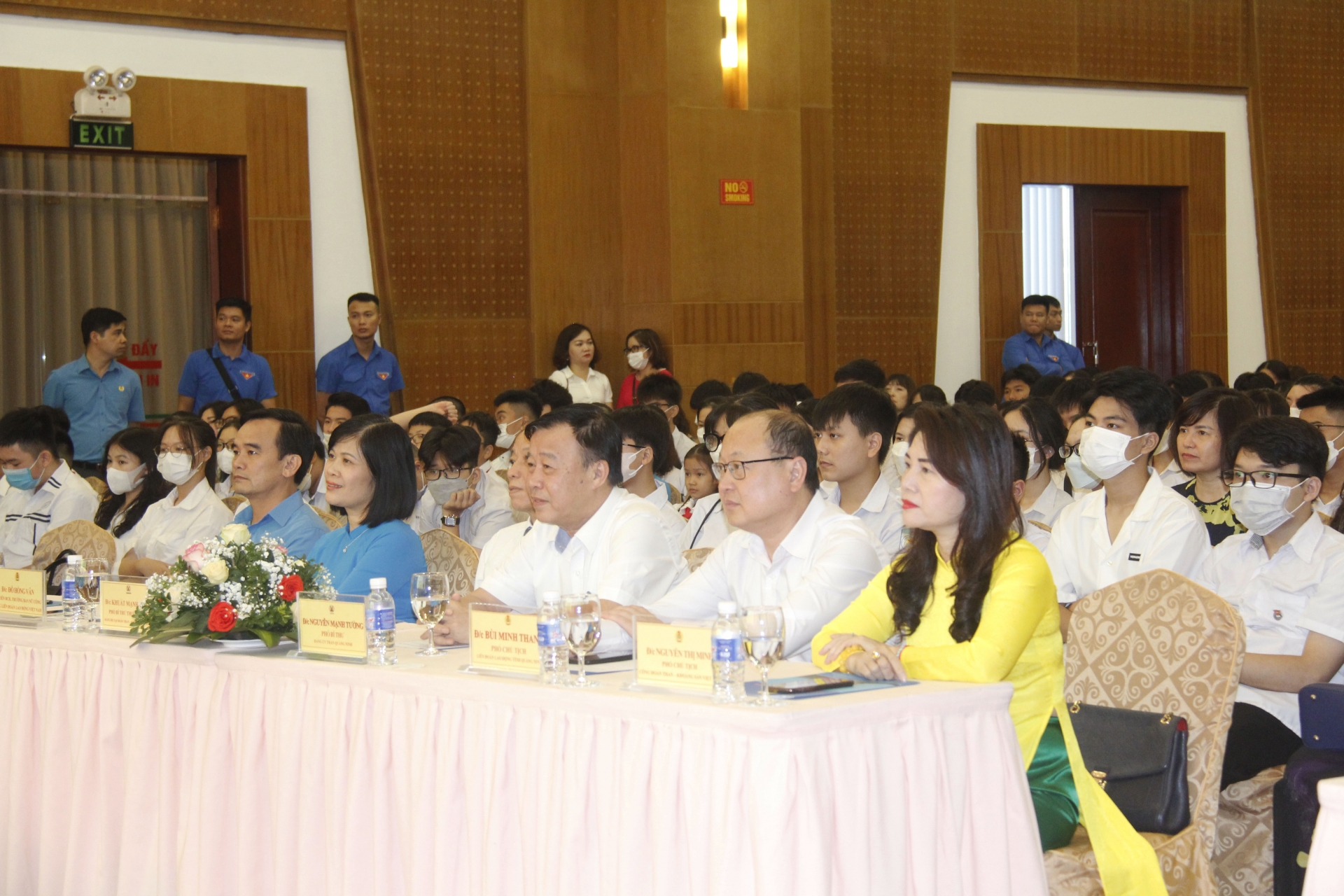 Công đoàn TKV tuyên dương con CNVCLĐ đạt thành tích cao trong học tập