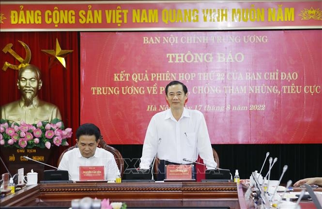 Chống tham nhũng, tiêu cực: Cần lắm những "bàn tay sạch" Chống tham nhũng, tiêu cực: Cần lắm những "bàn tay sạch"