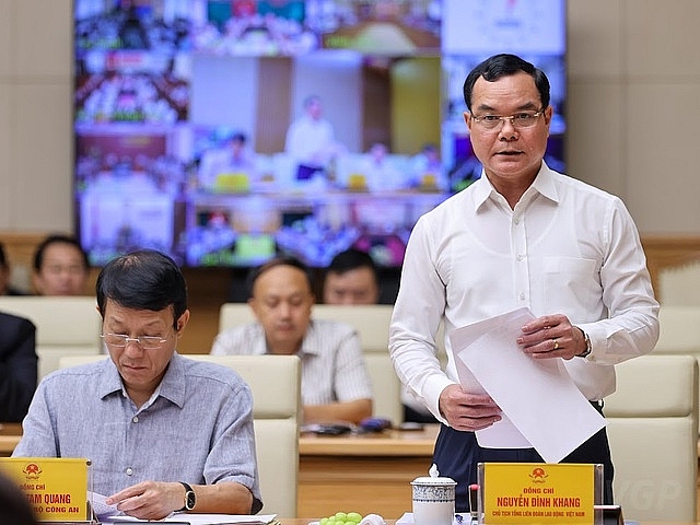 Cần thiết đầu tư hạ tầng cơ bản để phục vụ người lao động Cần thiết đầu tư hạ tầng cơ bản để phục vụ người lao động