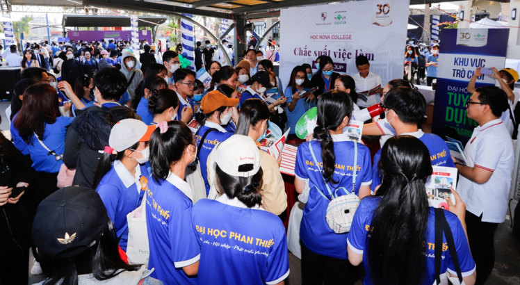 NovaGroup thu hút nguồn nhân sự lớn, tạo cơ hội cho người lao động địa phương