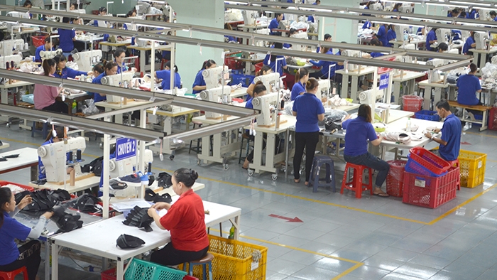 Bình Định: Doanh nghiệp tăng lương và đảm bảo các phụ cấp cho NLĐ Bình Định: Doanh nghiệp tăng lương và đảm bảo các phụ cấp cho NLĐ