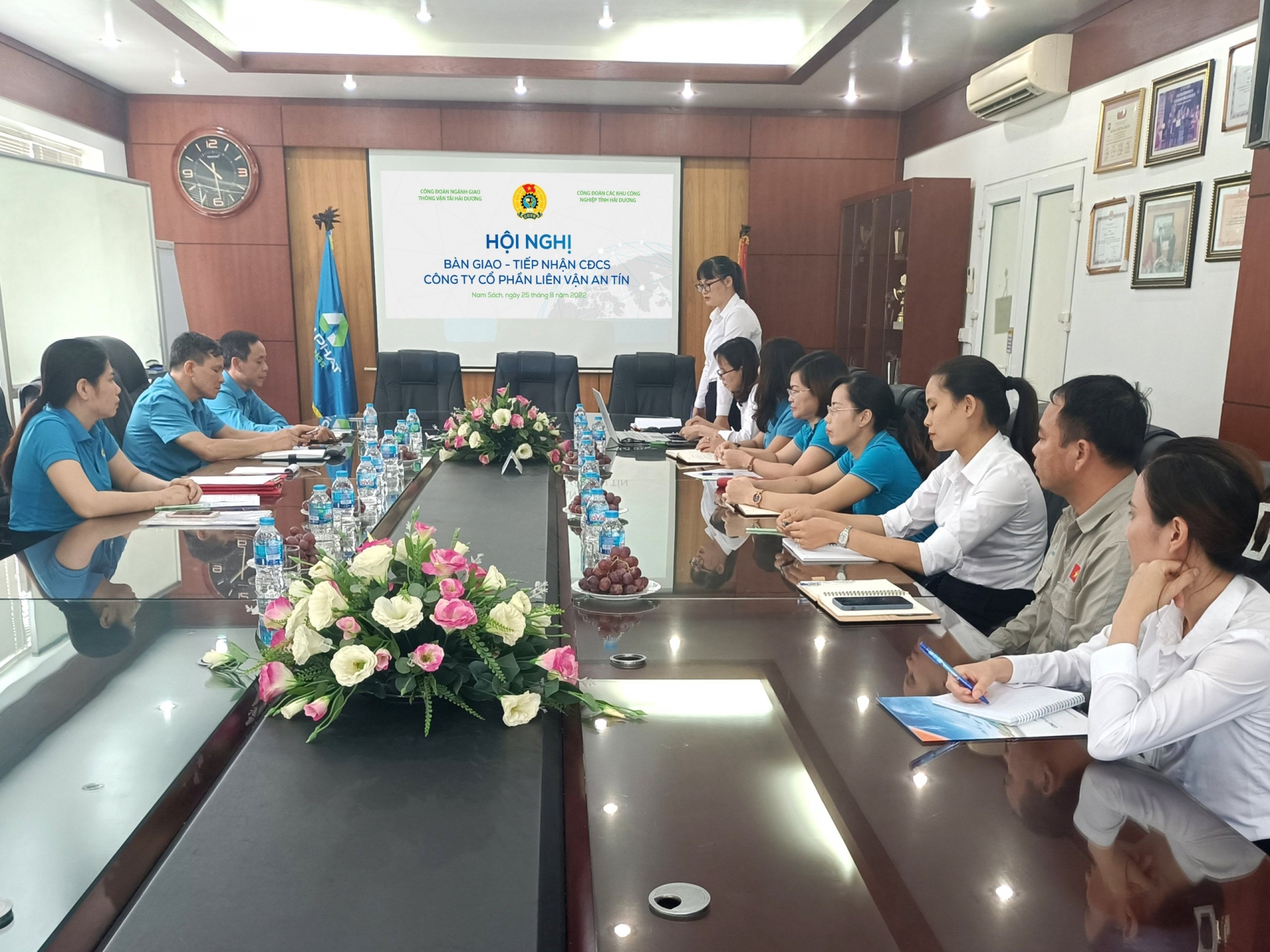 Công đoàn ngành GTVT Hải Dương tiếp nhận CĐCS trực thuộc Công đoàn ngành GTVT Hải Dương tiếp nhận CĐCS trực thuộc