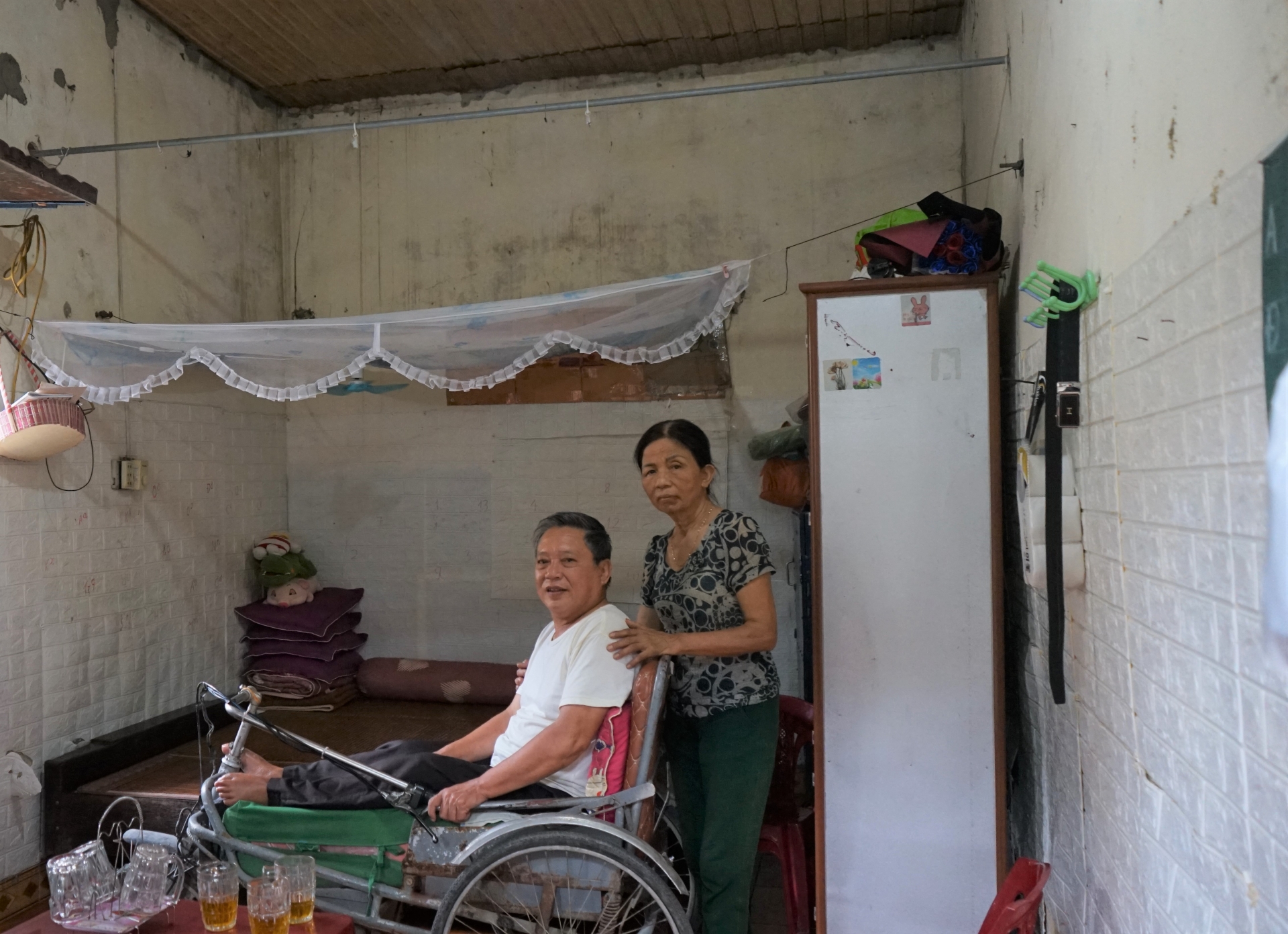 Niềm vui của thương binh được hỗ trợ xây nhà Niềm vui của thương binh được hỗ trợ xây nhà