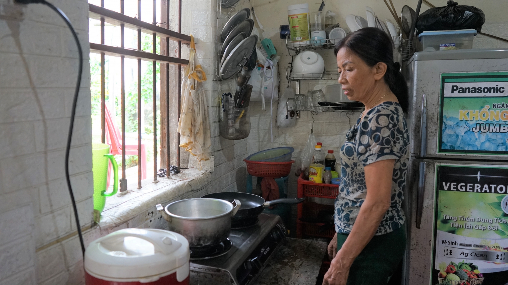 Niềm vui của thương binh được hỗ trợ xây nhà Niềm vui của thương binh được hỗ trợ xây nhà