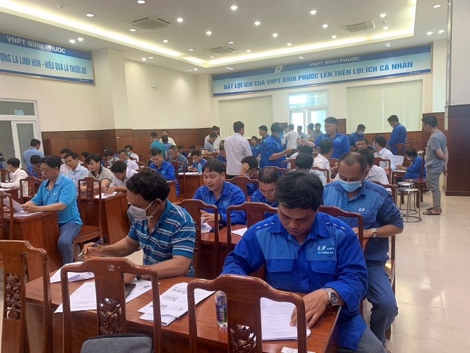 Mức độ thực hiện của người lao động ngành dịch vụ viễn thông trong công tác an toàn, vệ sinh lao động