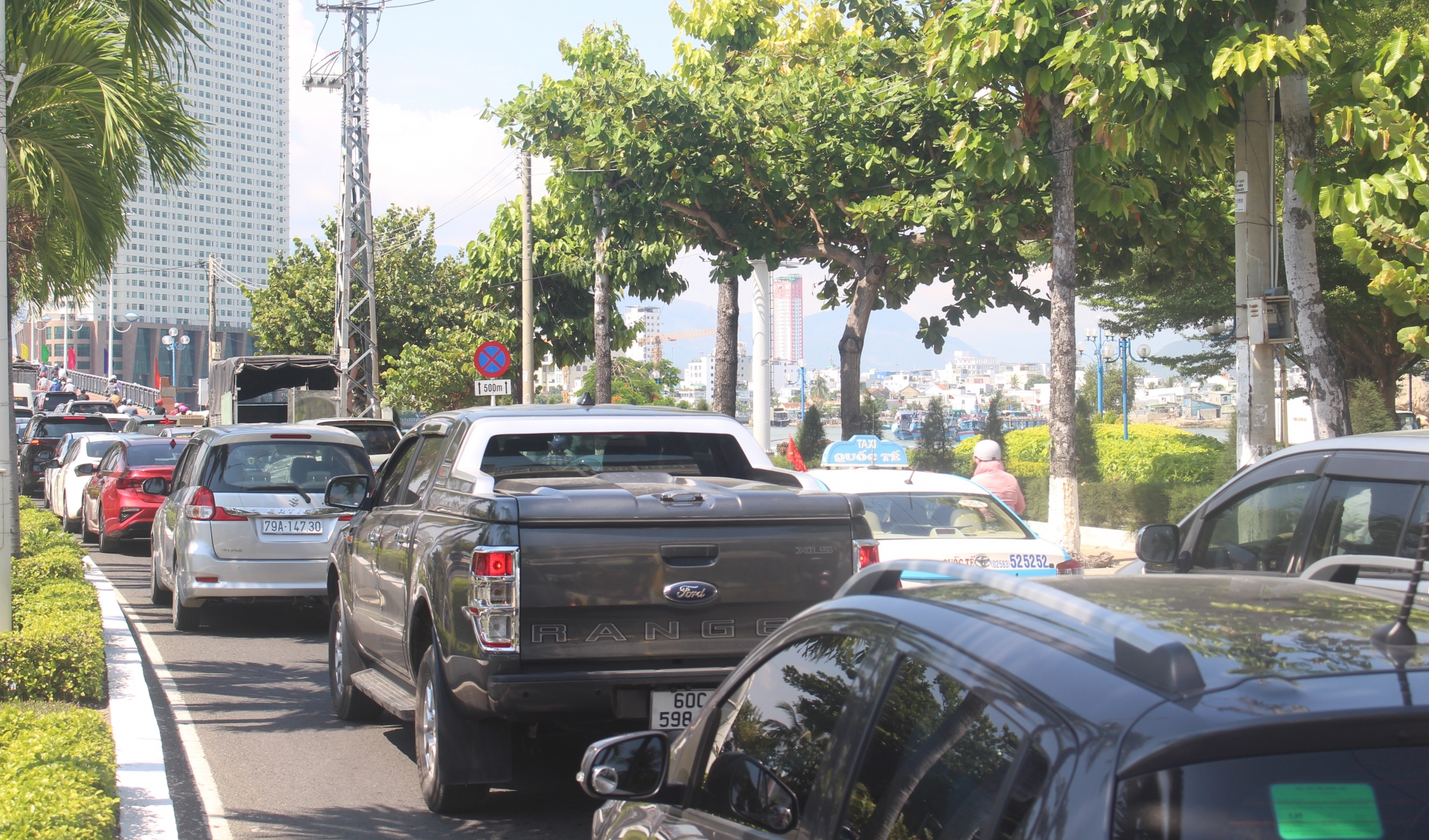 Lao động ngành Du lịch làm việc dịp lễ Quốc khánh phục vụ du khách Lao động ngành Du lịch làm việc dịp lễ Quốc khánh phục vụ du khách