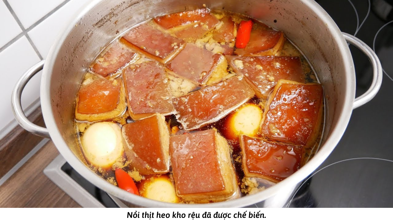 Món thịt heo kho rệu gây thương nhớ Món thịt heo kho rệu gây thương nhớ