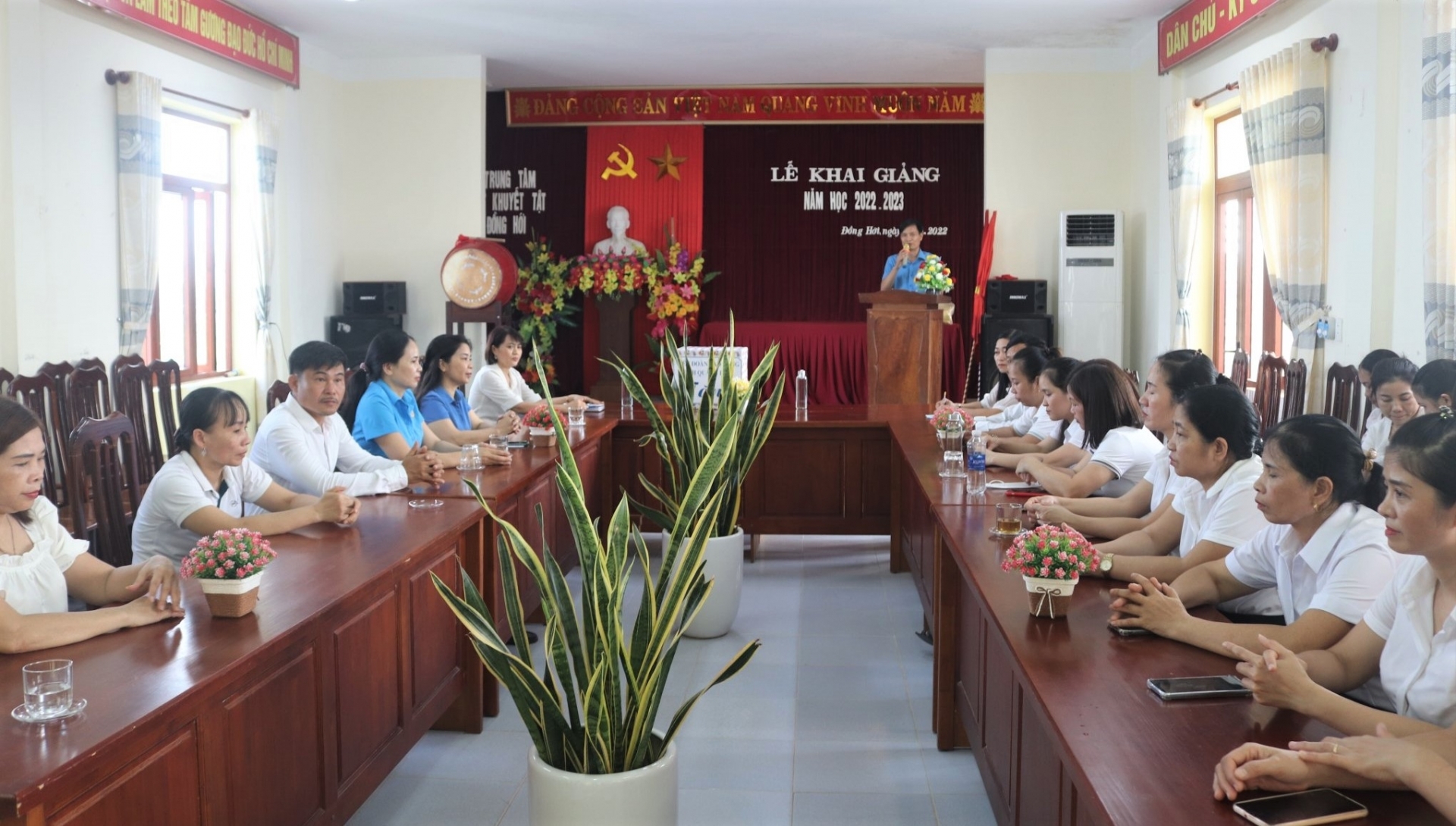 LĐLĐ tỉnh Quảng Bình tiếp thêm động lực cho những ngôi trường đặc biệt LĐLĐ tỉnh Quảng Bình tiếp thêm động lực cho những ngôi trường đặc biệt