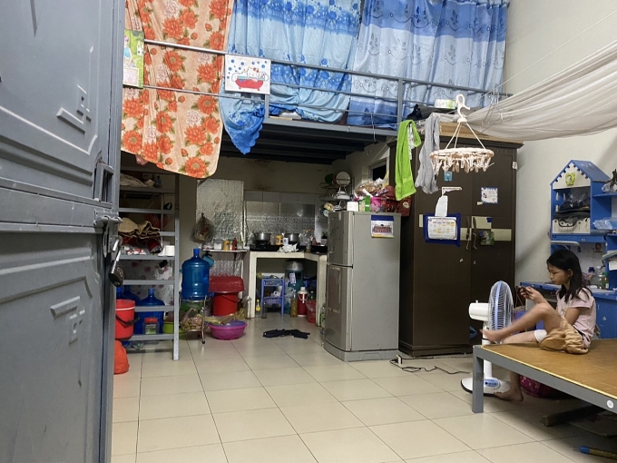 Nỗi lo của công nhân khi con vào năm học mới Nỗi lo của công nhân khi con vào năm học mới