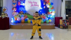 Muối Dubai "bắn rap" cực sung tại Chương trình "Vầng trăng yêu thương"