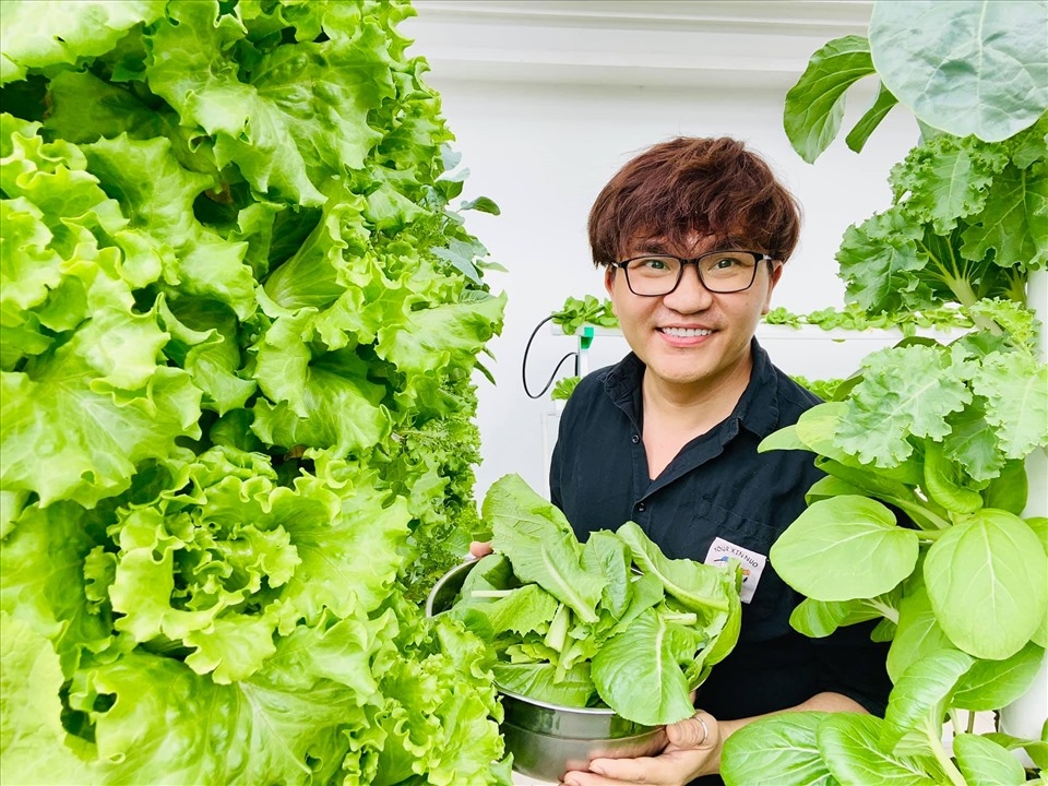 Nghệ sĩ Đại Nghĩa: Từ “ngọn cờ đầu trong phong trào ăn uống” đến trường chay Nghệ sĩ Đại Nghĩa: Từ “ngọn cờ đầu trong phong trào ăn uống” đến trường chay