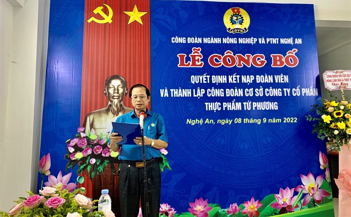 Thành lập CĐCS Công ty Cổ phần Thực phẩm Tứ Phương