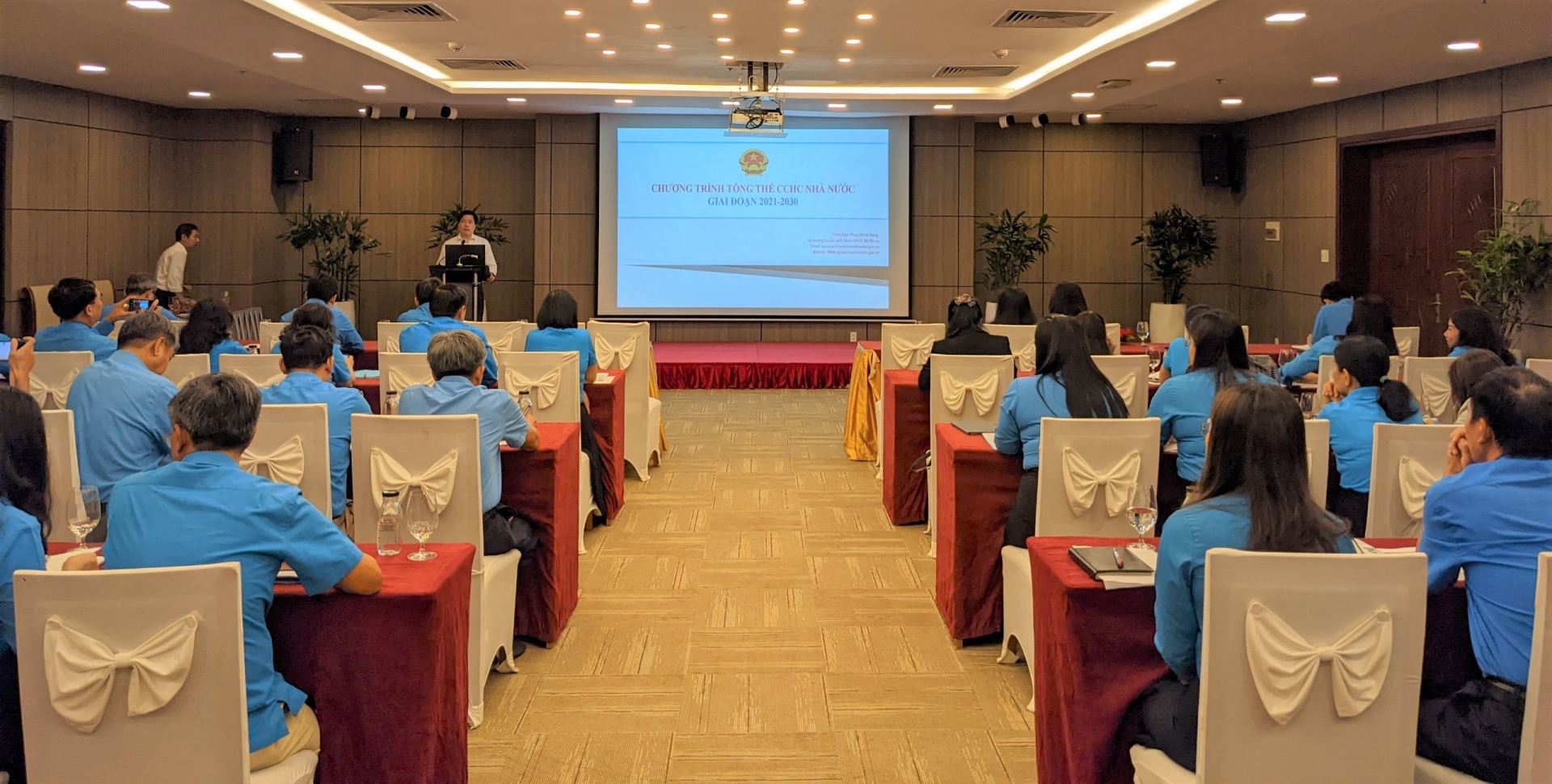 Tăng cường xây dựng văn hóa công vụ trong cán bộ, công chức, viên chức Tăng cường xây dựng văn hóa công vụ trong cán bộ, công chức, viên chức