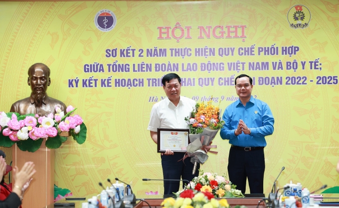 Tháo gỡ khó khăn trong quá trình thực hiện để chăm sóc tốt sức khỏe NLĐ